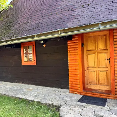 Pod Orechom Apartman Terhely