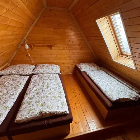 Pod Orechom Tierchowa